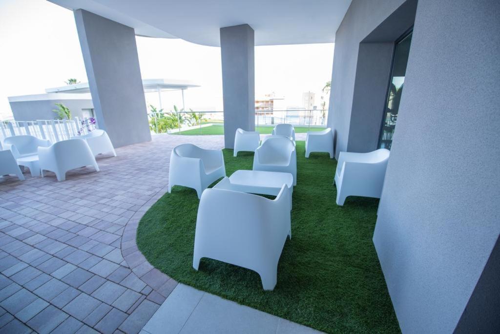 Apartment Sunset Cliffs Poniente Benidorm Bagian luar foto